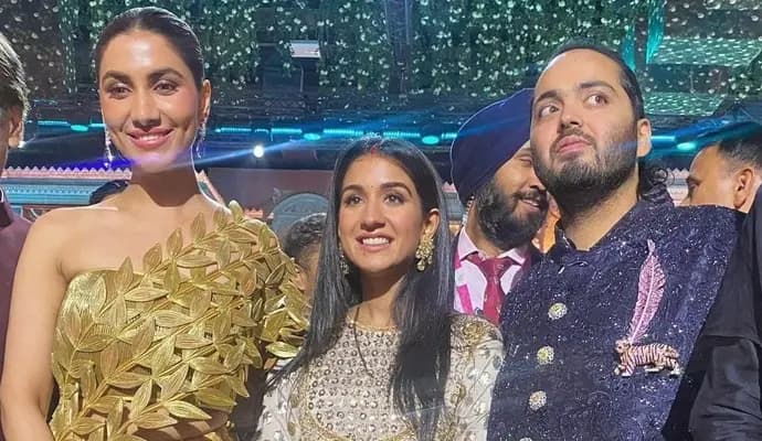 rukmini maitra greetings anant-radhika for their newly married life ent