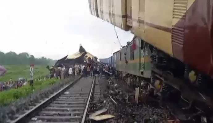 President Railway Minister express condolence over Kanchenjunga accident