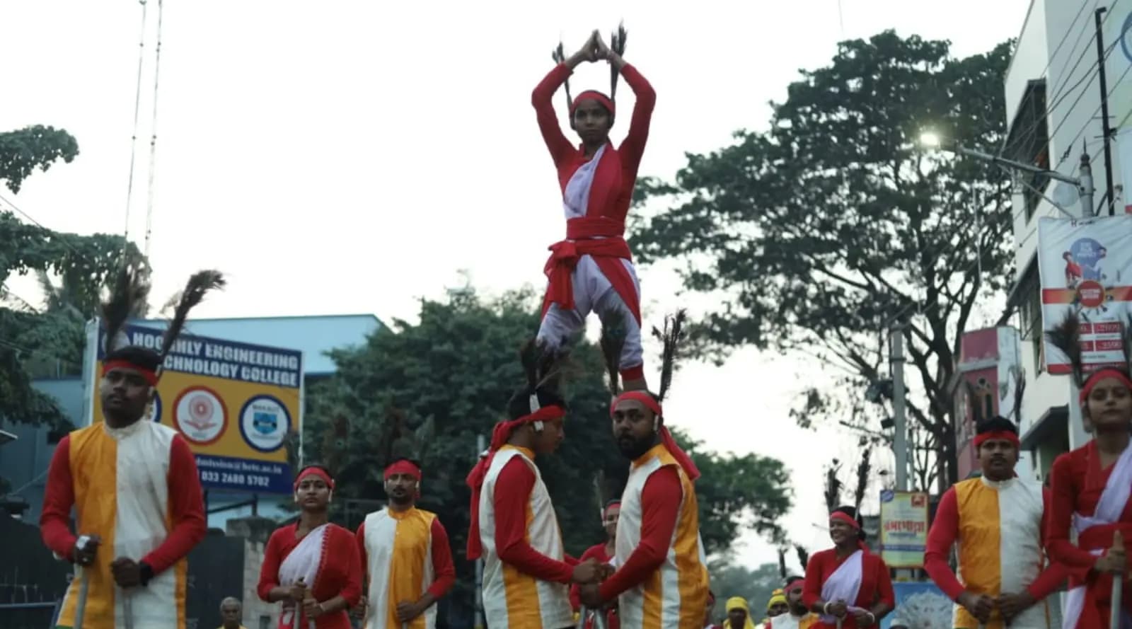 HOOGLY DURGA PUJO CARNIVAL