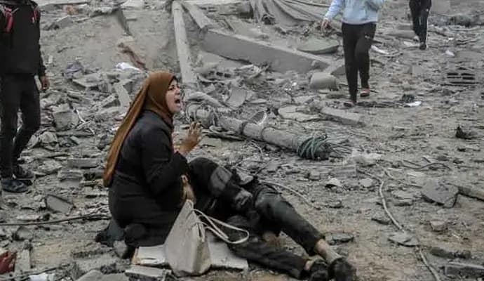 Israeli airstrikes kill 20 in Gaza