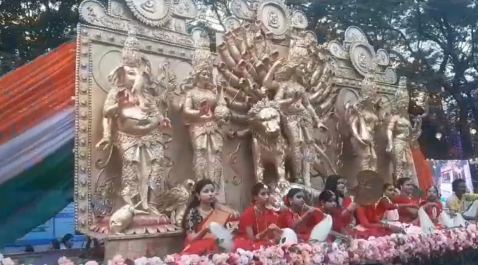 DISTRICT DURGA PUJO CARNIVAL