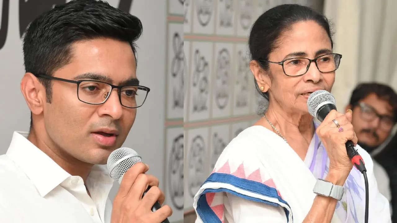 Mamata Banerjee Abhishek Banerjee met with AITC social media warriors