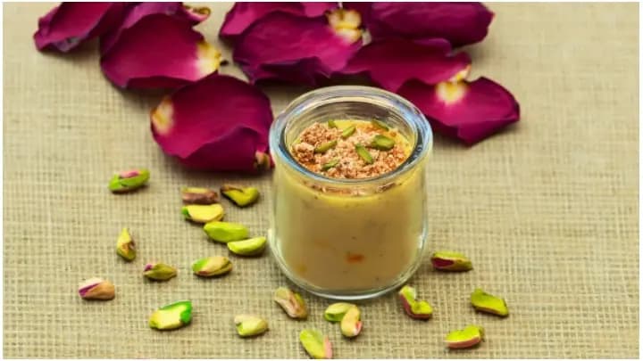 Special Thandai Custard for your colourful celebration