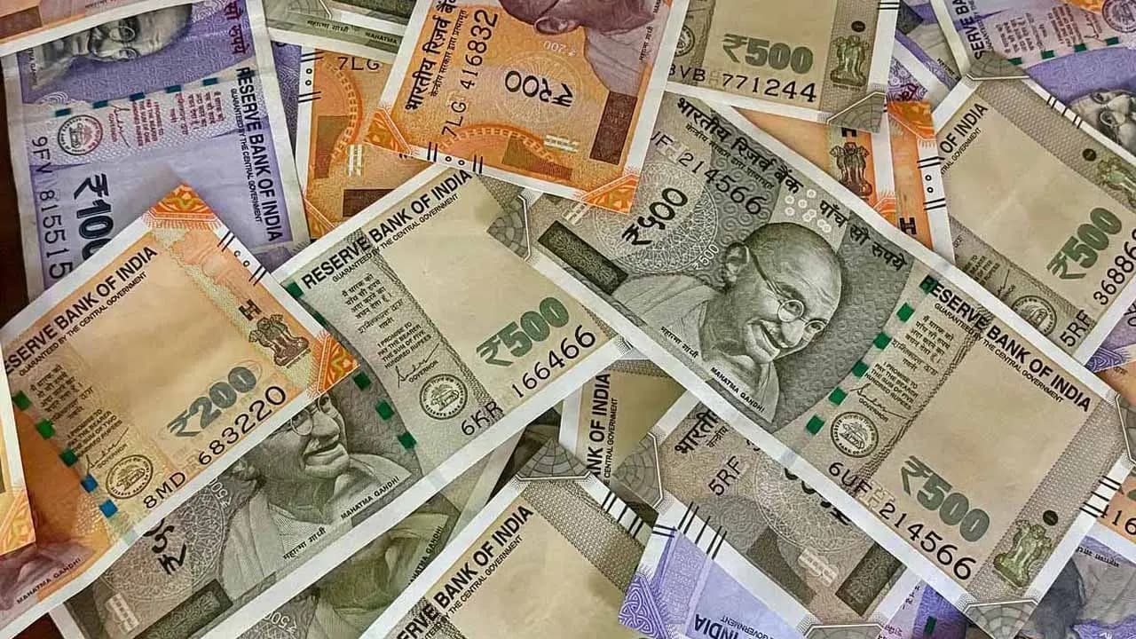 Rupee hits all time low breaches 96 for 1st time against US dollar