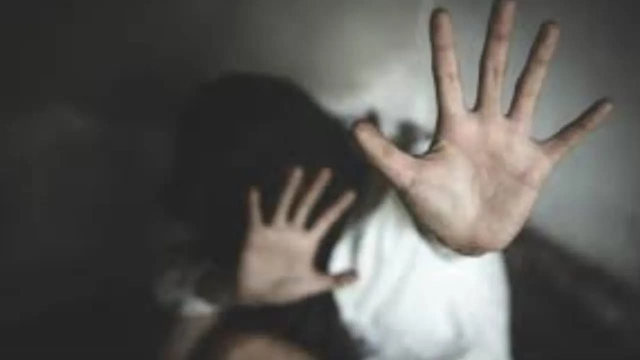 father and brother in law act brutal on house wife in gujarat