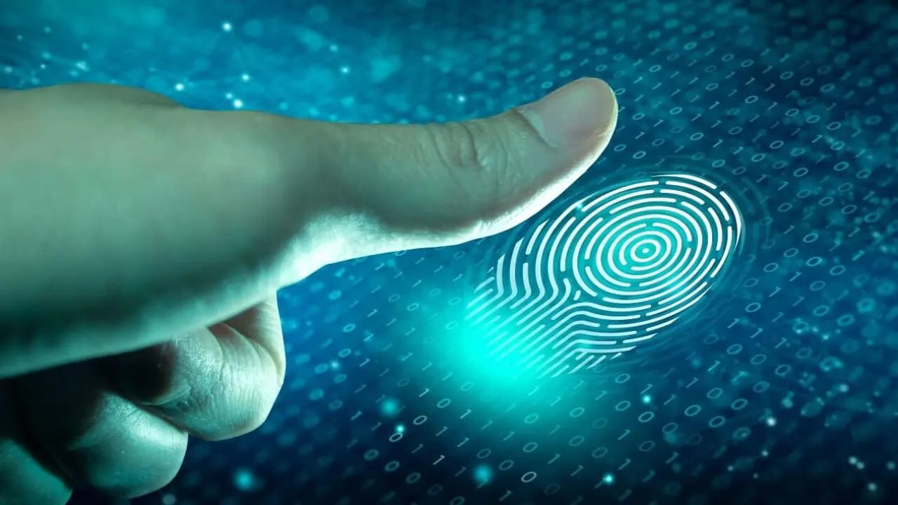 Experts are saying that by showing victory or other hand signs can expose biometric data