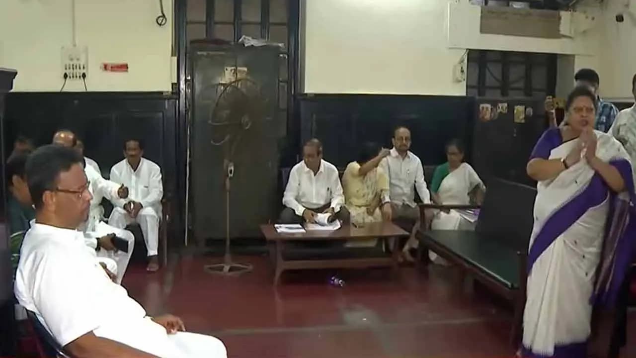 Unprecedented Incident at Kolkata Municipal Corporation Assembly Hall Locked