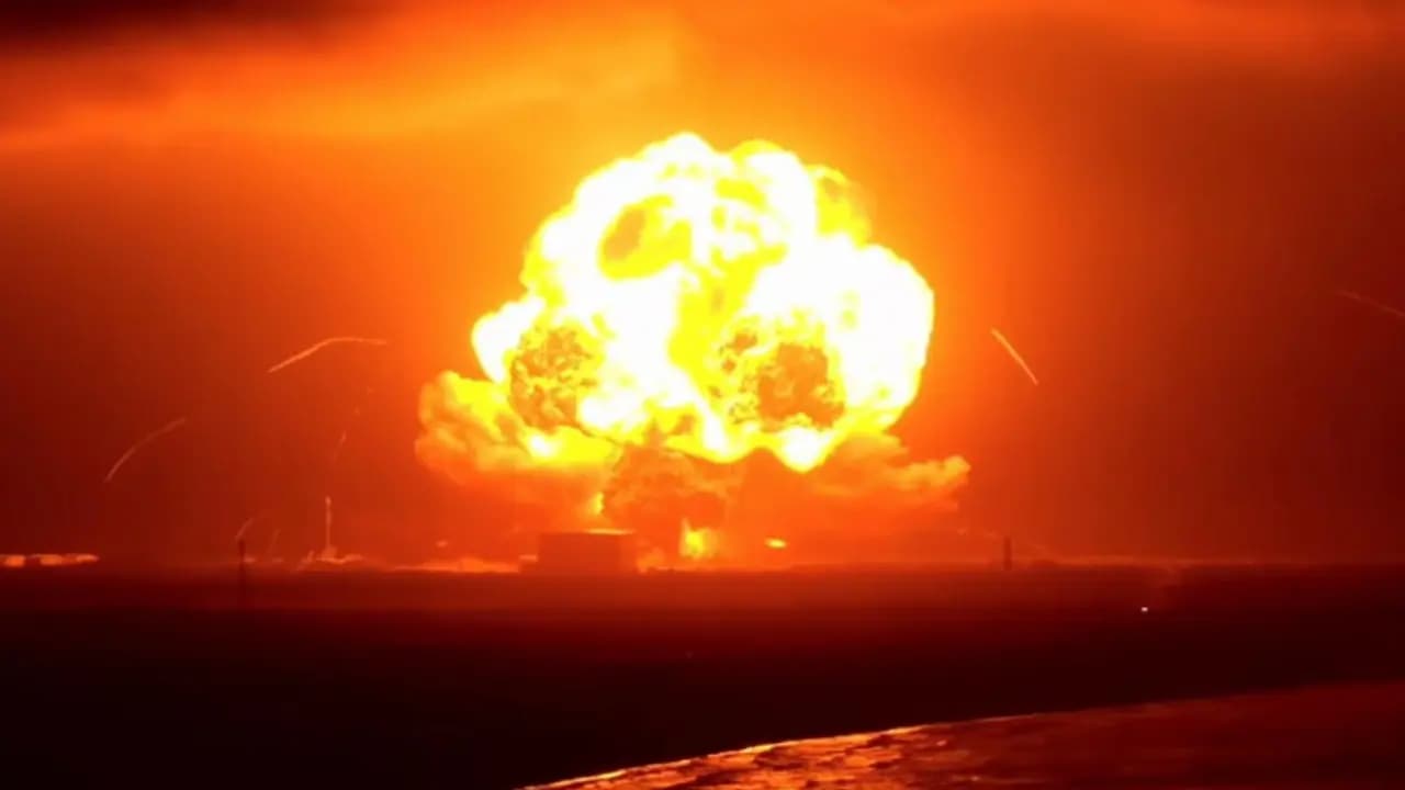 Jeff Bezos Blu origin rocket exploded on launch pad during test