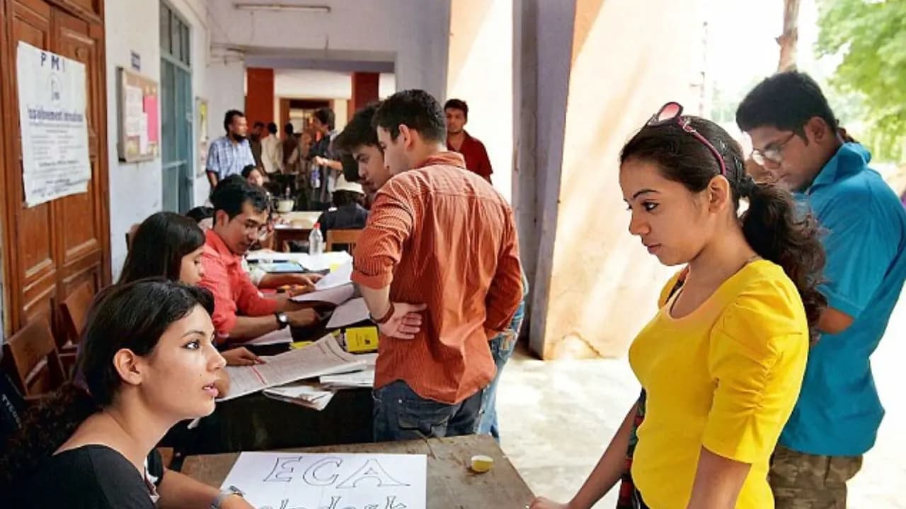Only two days left How to apply for undergraduate admission to college in West Bengal check details