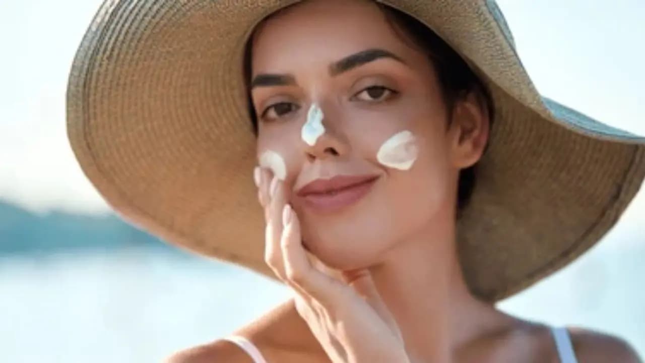 sunscreen is not enough, expert's advice for healthy glowing skin in summer