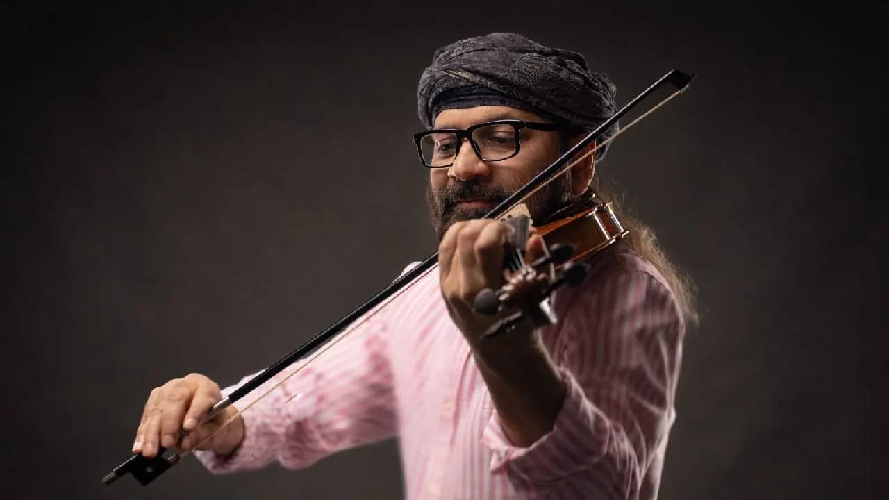 Debojyoti Mishra Celebrates 30 Years In Music With Alopakhir Gaan In Kolkata