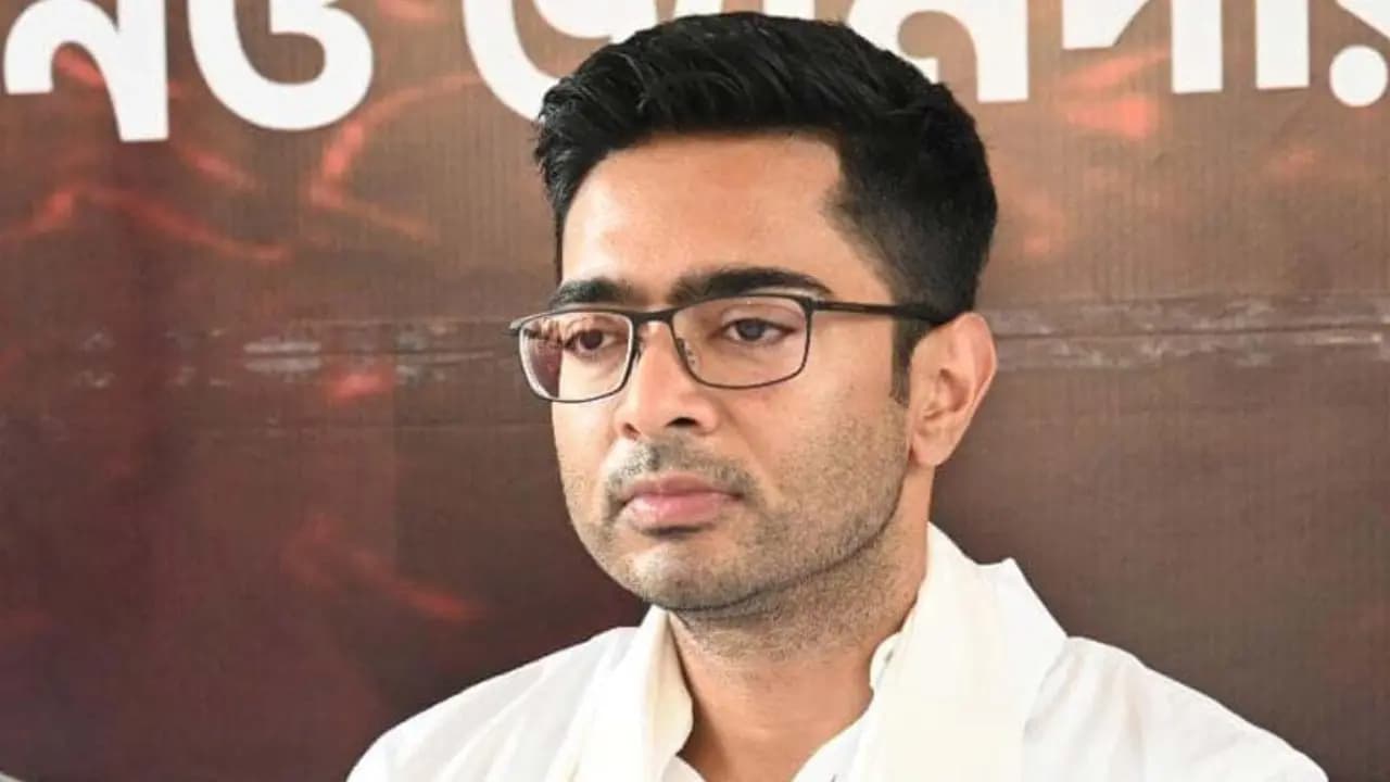 Abhishek banerjee addressed the Speaker regarding media reports of a potential breakaway faction within TMC