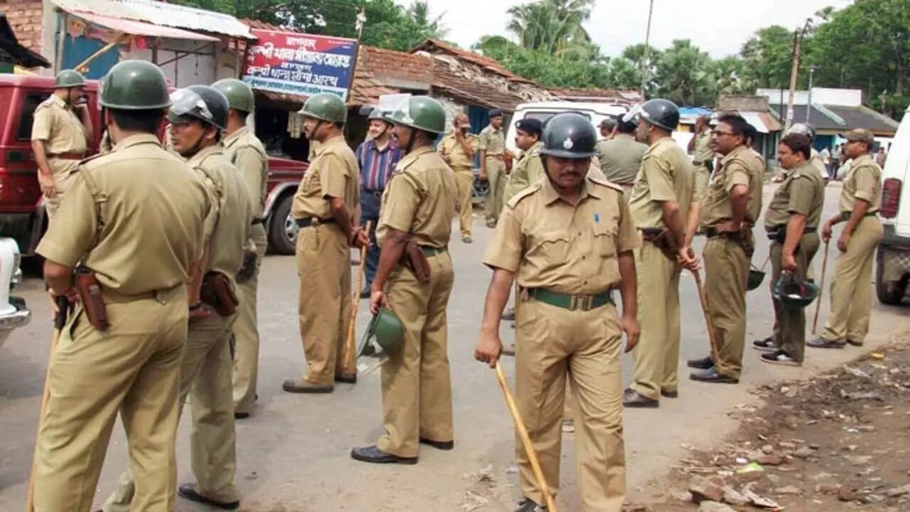 Egg Therapy in West Bengal: Why police are keeping an extra set of uniform in the police station
