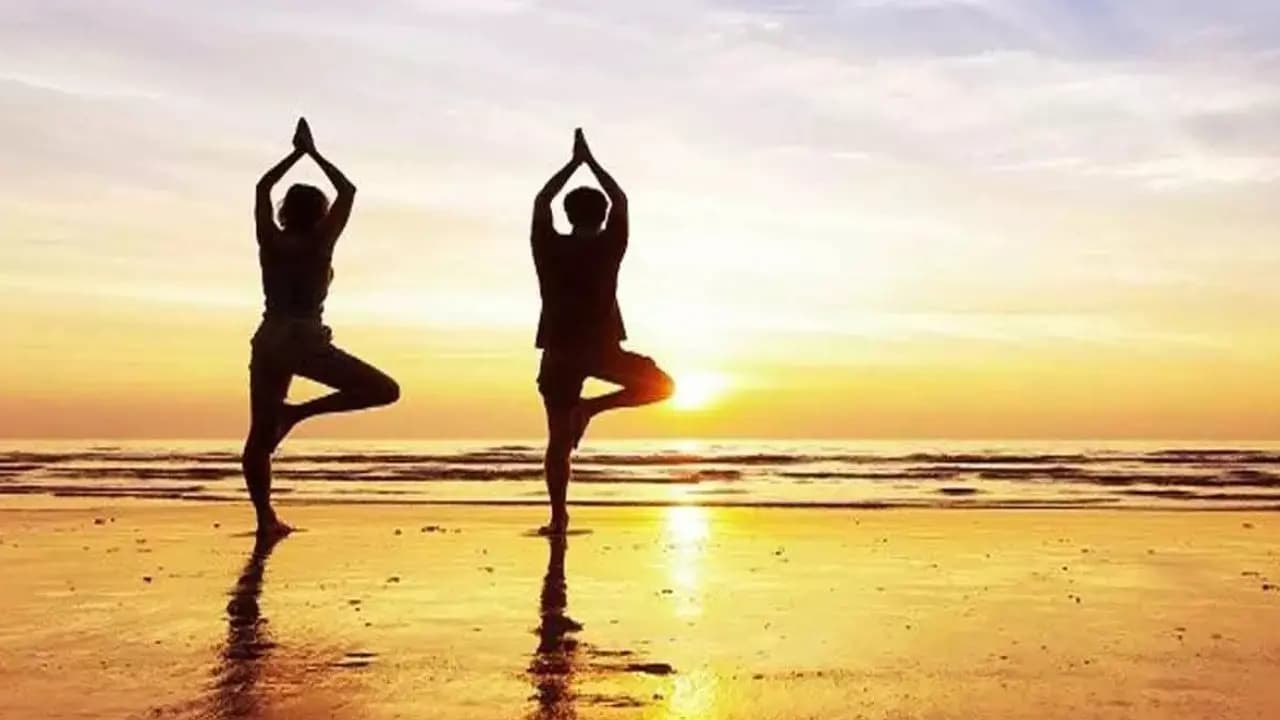 international yoga day to be celebrated in 500 boats in kolkata ganges