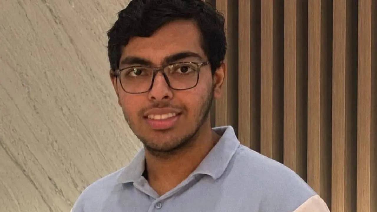 Joint Entrance Result Shashwata scored 97.6% in Class 10 and lists chess as his favorite sport has topped the joint entrance exam