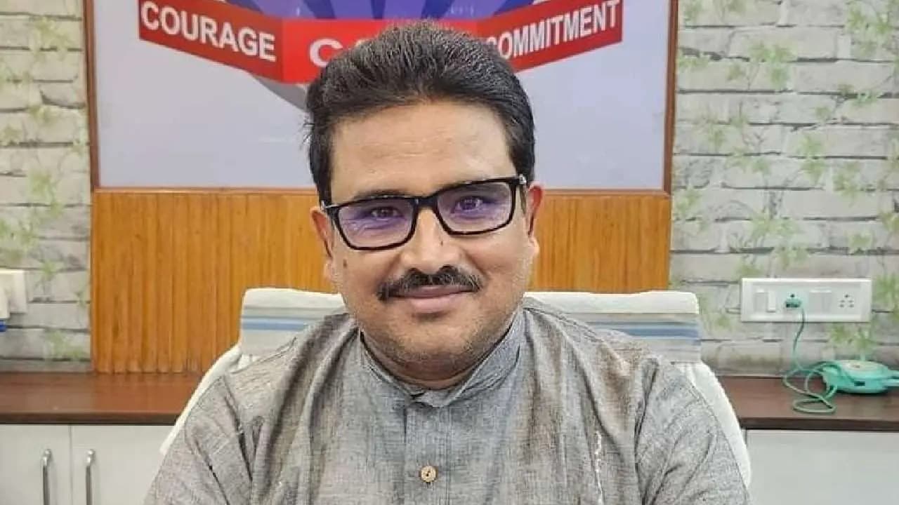 ED Arrests Former Budbud Police Station OC Manoranjan Mondal in Coal Scam Case