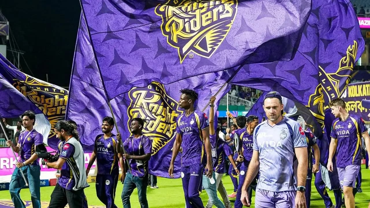 Hardik Pandya to leave Mumbai Indians KKR emerge as a surprise contender in a blockbuster transfer twist in IPL