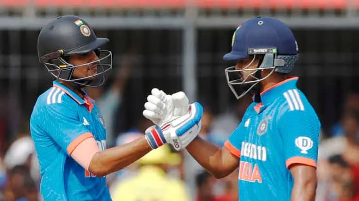 Shubman Gill, Shreyas Iyer told to comfort India All rounder as potential debut looms