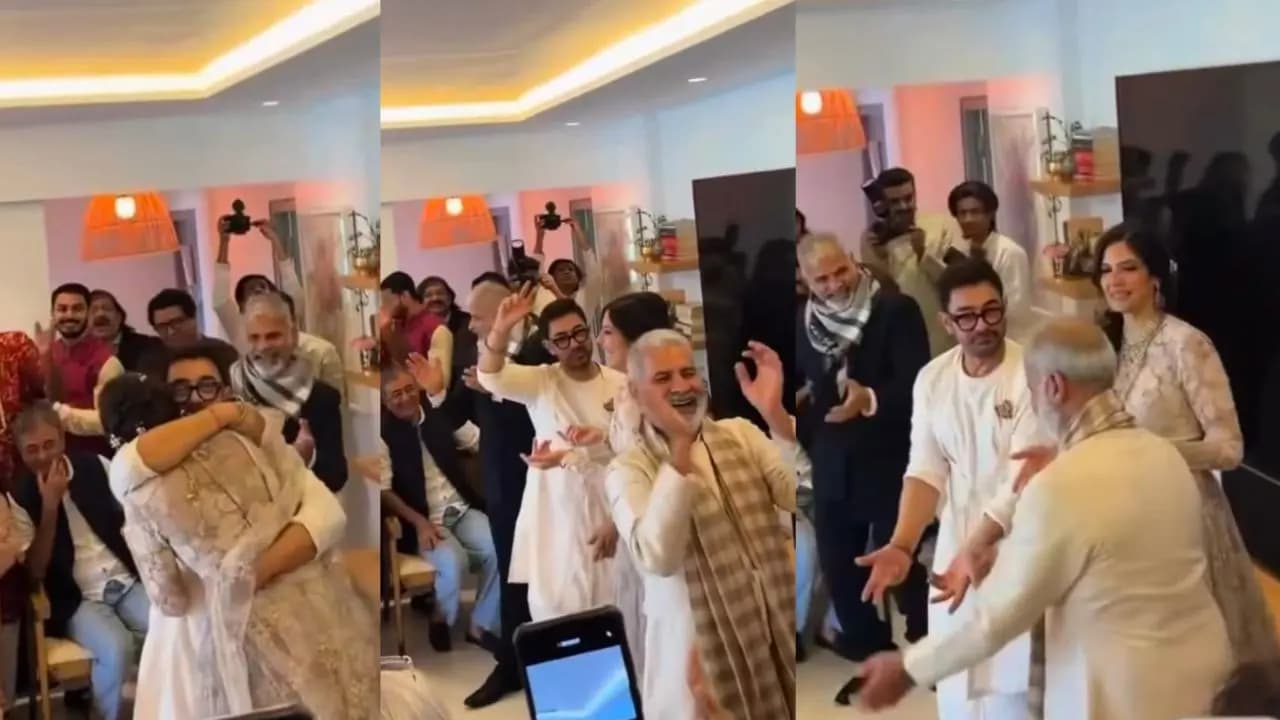 Aamir Khan Gauri spratt wedding: actor kissed his third wife and dances