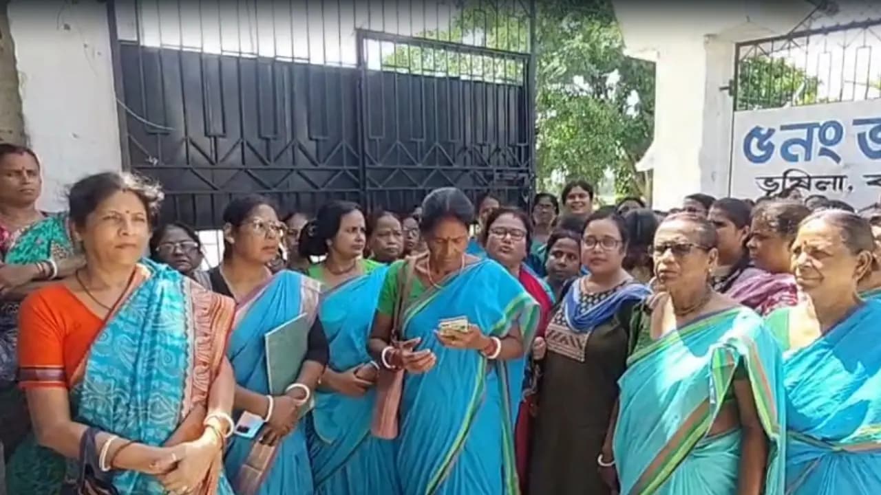 ICDS workers in Balurghat denied to participate Annapurna Yojana data verification work without security assurance
