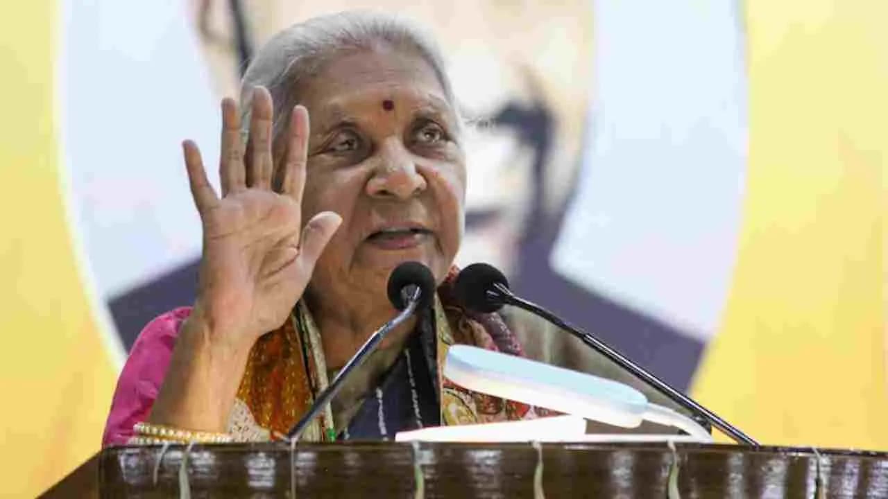 Anandihen Patal: Become a competent mother first then think about becoming an IAS officer or a teacher message from the Uttar Pradesh Governor