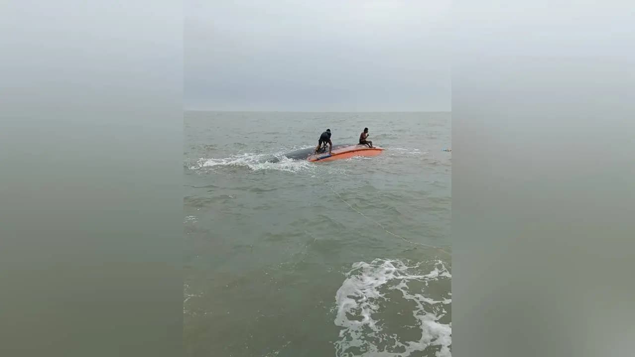 Horrific tragedy in the Bay of Bengal Bodies of nine fishermen recovered from the trawler Joy Maa Kali six still missing