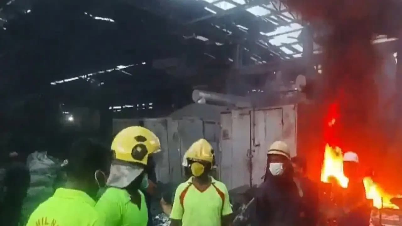Tamil Nadu: Massive fire at Jain Resource Recycling plant One dead several injured