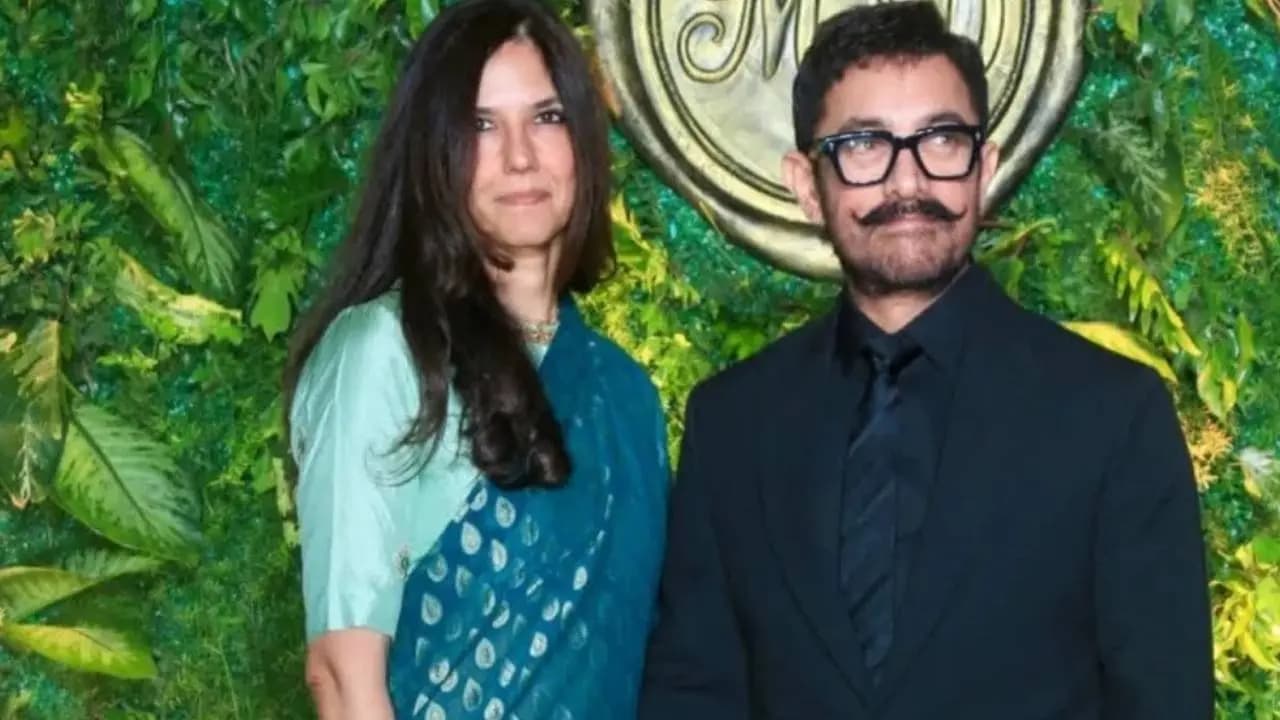 Fatwa Issued Against Aamir Khan For Marrying Non-Muslim Gauri Spratt Swara Bhasker meets Sonam Wangchuk at Jantar Mantar