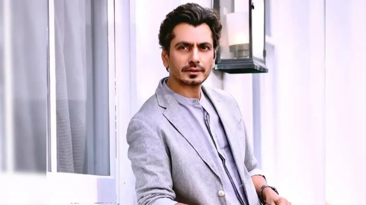 Nawazuddin Siddiqui Theatre Comeback with Naqaab flies chicago with daughter shora