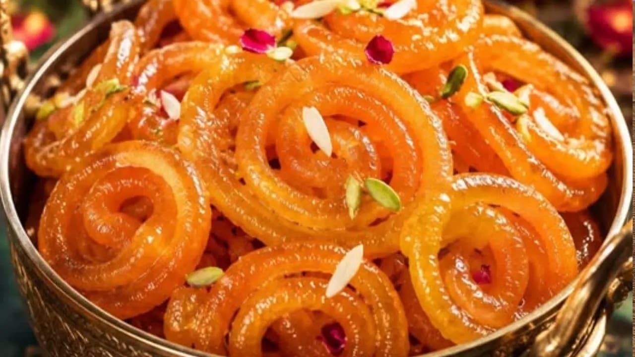 How to make Rathayatra Special crispy Jalebi know Recipe
