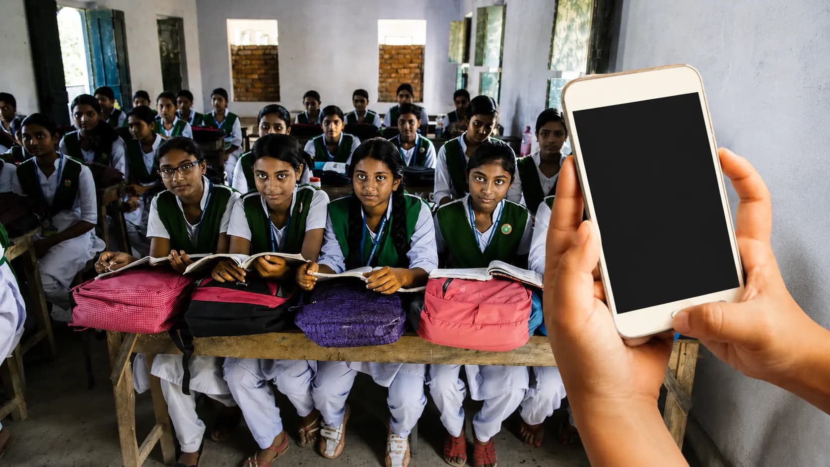 WB Students Mobile Usage: WBCHSE imposes a strict ban on mobile phone use in schools