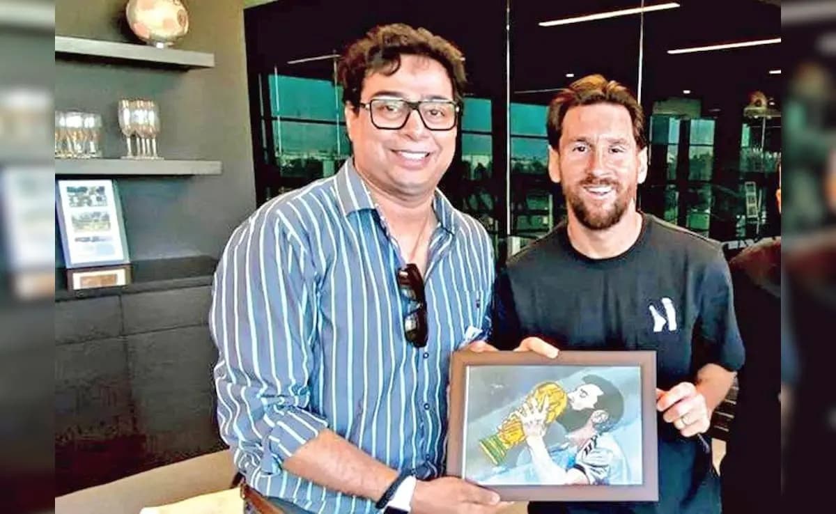 Satadru Dutta wants to bring Lionel Messi in Kolkata again, posts in Facebook