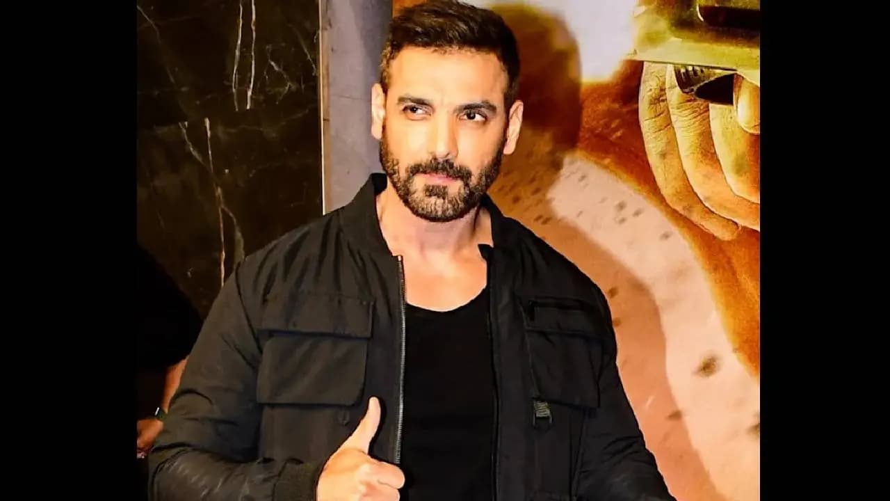 John Abraham Buys Ultra Luxury Bandra West Bungalow for 84 Cror rupees Amid Mumbai Real Estate Boom