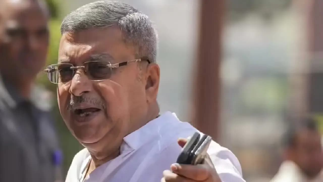 Kalyan Banerjee Big Update: sources claimed MP suspended from Lok Sabha Here reason