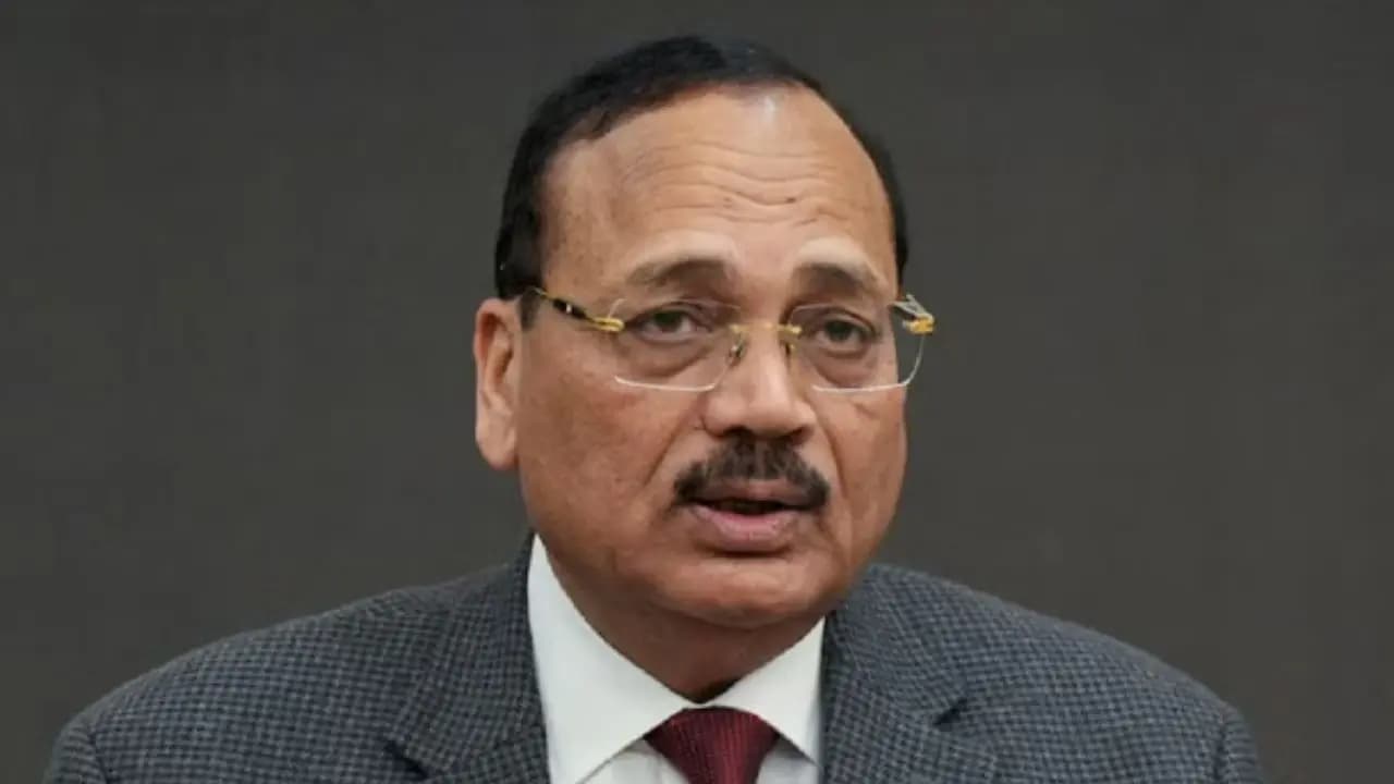 CJI Surya Kant: Supreme Court CJI Surya Kant says he will step in if Supreme Court Metro stays shut amid station closures in Delhi