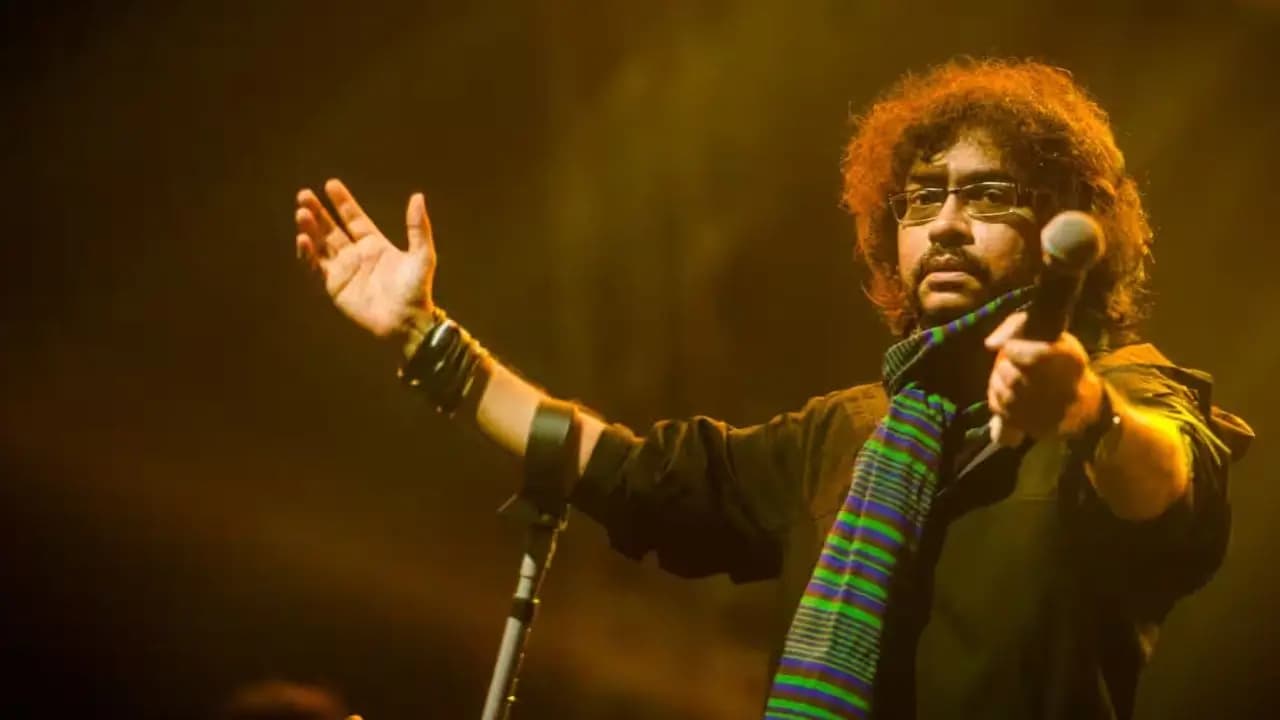 Rupam islam shares an old song of him in support of ongoing cjp protest in jantar mantar