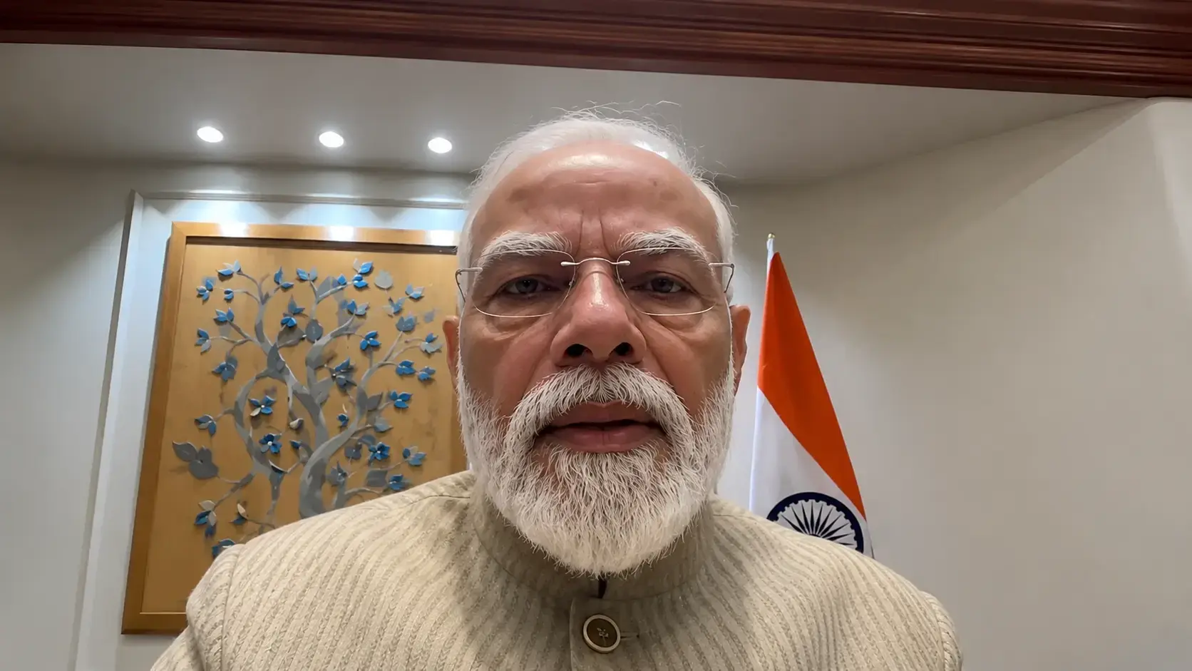 pm modi thanks tothe people of the country in facebook live