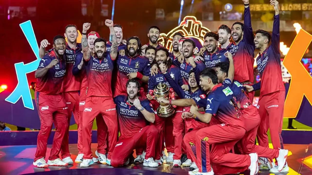 RCB makes history by becoming the first cricket team to cross the USD 300 million brand value mark
