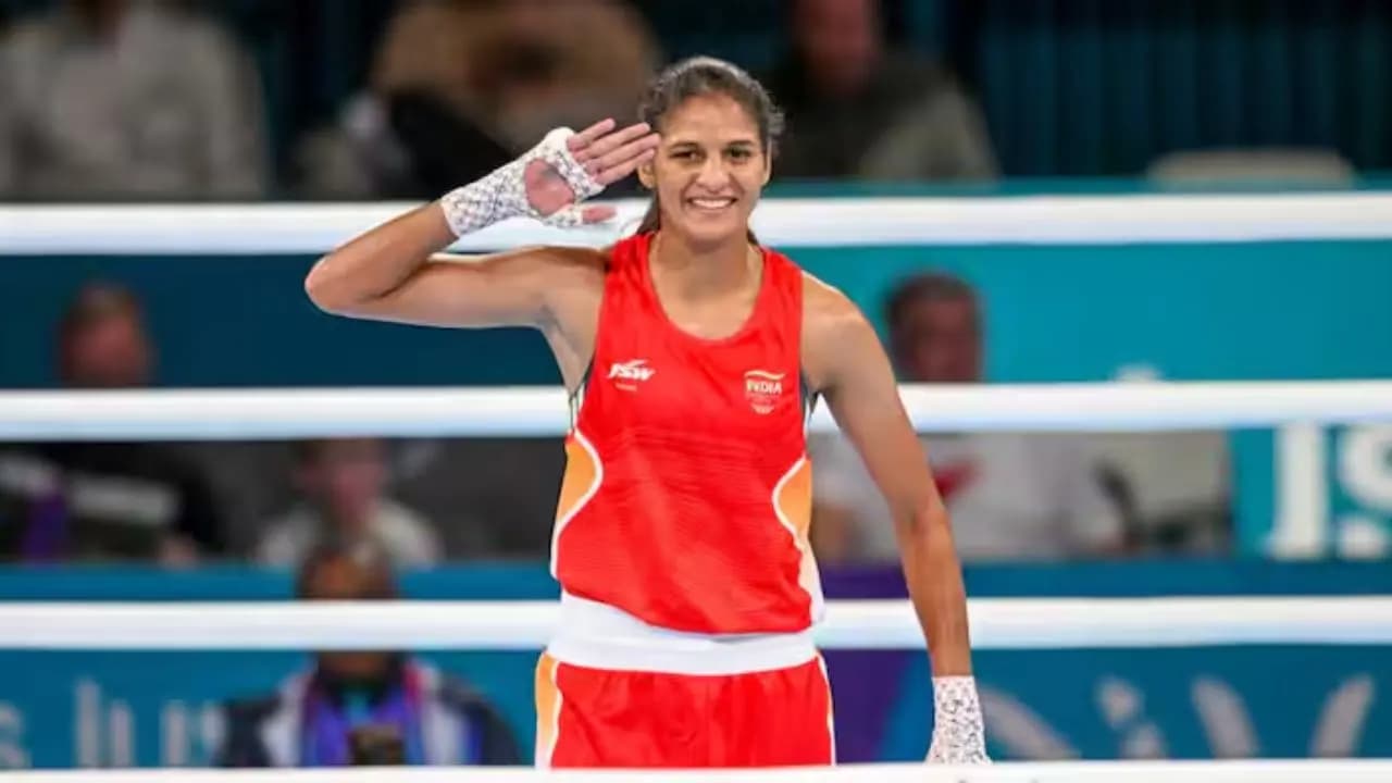 From hospital bed to gold glory Jaismine Lamboria leads Indias Boxing triumph at the Commonwealth Games
