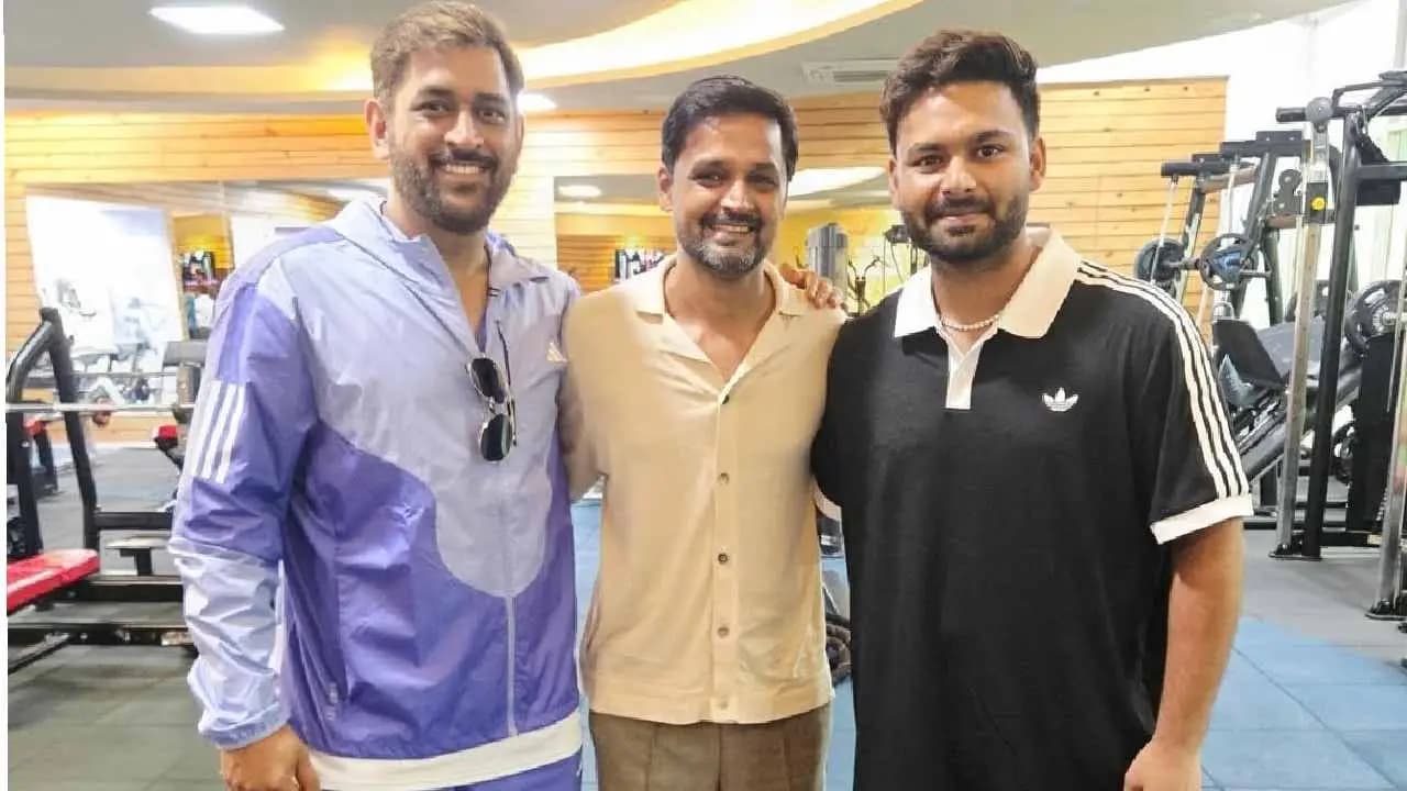 Rishabh Pant trains with MS Dhoni ahead of Srilanka Test series, photo goes Viral