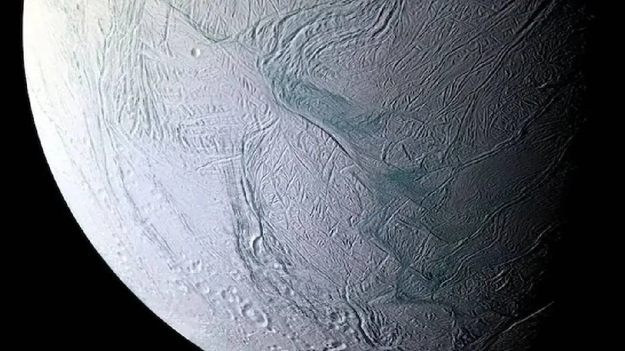 Scientists Uncover Vast Web Of Hidden Electromagnetic Waves Around Tiny Ice World