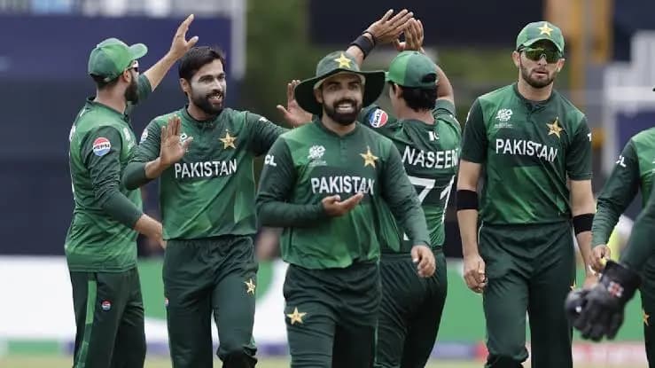Pakistan Star acquires British Citizenship, says this about playing in IPL