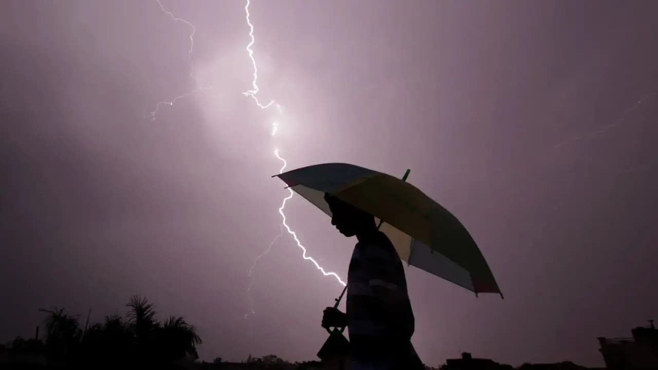 Debra News: Two women lost their lives three injured after being struck by lightning in Debra