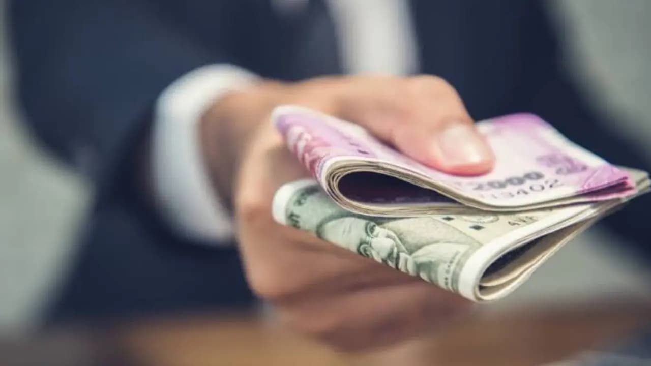 Finance Ministry approves proposal to raise salary limit for PF coverage