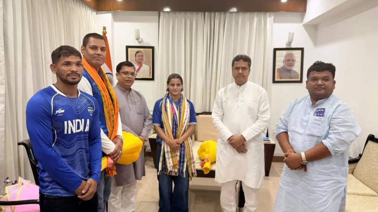 Tripura's Daughter Conquers the World! CM Manik Saha Elated by Asmita Dey's Success