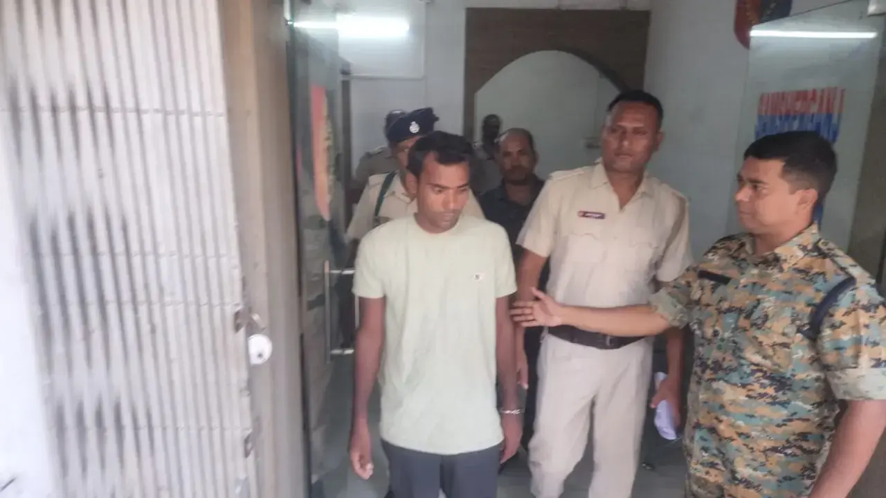 Murshidabad News: Jharkhand youth arrested from Murshidabad for making offensive Facebook post about PM Modi
