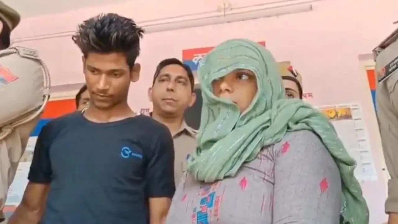 Wife and her lover killed husband and staged it as snakebite one flaw exposed it all