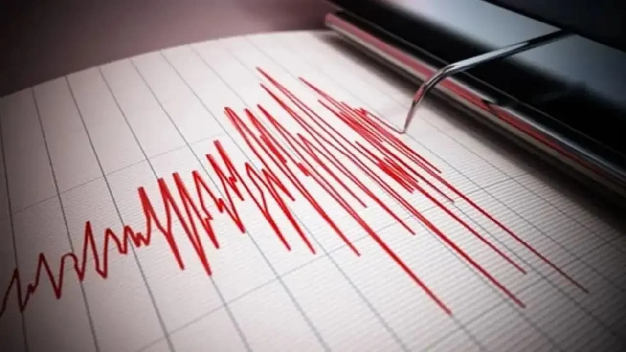 Pakistan Earthquake: At Saturday Morning Earthquake hits Pakistans Balochistan province